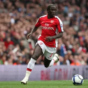 Arsenal's Triumph: Bacary Sagna Shines in 3:1 Barclays Premier League Victory over Birmingham City (17/10/09)