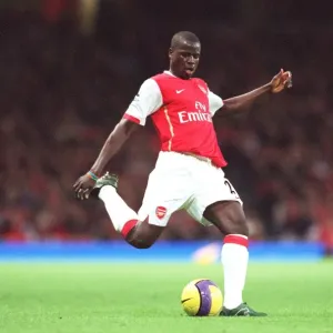Arsenal's Triumph: Eboue's Unforgettable Performance in Arsenal's 3-0 Victory Over Liverpool (12/11/06)