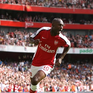Arsenal's Triumph: Gallas's Goal in Arsenal's Thrilling 4-1 Victory Over Portsmouth (Barclays Premier League, Emirates Stadium, 22/8/09)