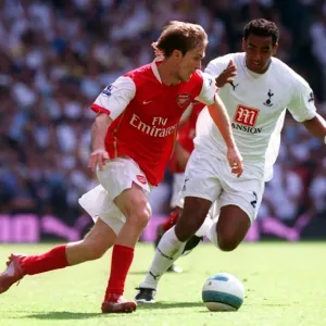 Arsenal's Triumph: Hleb Stars in 3-1 Victory over Spurs Arsenal's Triumph: Hleb Stars in 3-1 Victory over Spurs