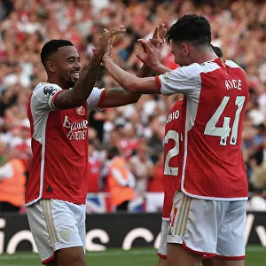 Arsenal's Triumph: Jesus & Rice Celebrate 3rd Goal vs Manchester United (2023-24)
