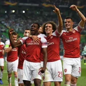 Arsenal's Triumph in Lisbon: Welbeck, Guendouzi, and Xhaka's Goal Celebration (Sporting vs Arsenal, 2018-19) Arsenal's Triumph in Lisbon: Welbeck, Guendouzi, and Xhaka's Goal Celebration (Sporting vs Arsenal, 2018-19)