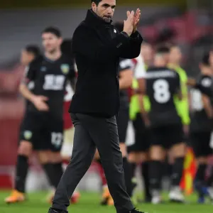 Arsenal's Triumph: Mikel Arteta Celebrates with Fans after Burnley Victory (December 2020)
