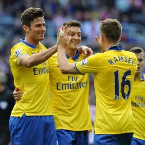 Arsenal's Triumph: Unforgettable Goal Celebration - Ramsey, Giroud, Ozil (2013-14) Arsenal's Triumph: Unforgettable Goal Celebration - Ramsey, Giroud, Ozil (2013-14)
