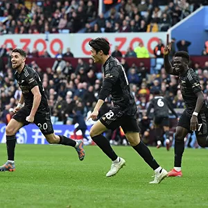 Arsenal's Triumphant Third Goal: Own Goal by Emi Martinez Against Aston Villa (2022-23)