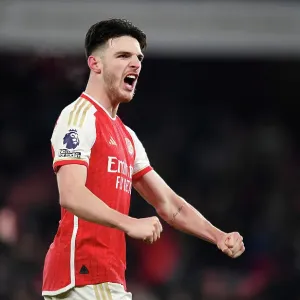 Arsenal's Triumphant Moment: Celebrating a Hard-Fought Victory Over Wolverhampton Wanderers in the 2023-24 Premier League