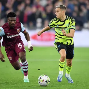 Arsenal's Trossard Battles Past West Ham's Kudus in Carabao Cup Clash