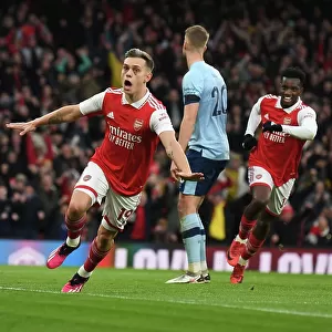 Arsenal's Trossard Scores the Winner: Arsenal FC vs Brentford FC, Premier League 2022-23
