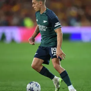 Arsenal's Trossard Shines in RC Lens Champions League Showdown Arsenal's Trossard Shines in RC Lens Champions League Showdown