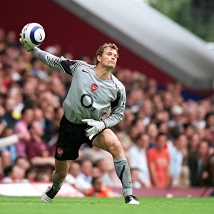 Arsenal's Unbeatable Shutout: Jens Lehmann vs. West Ham United, FA Premiership, Upton Park, 2005