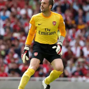 Arsenal's Unbeatable Wall: Manuel Almunia's Shut-Out in Emirates Cup 2009 (3-0 vs Rangers)