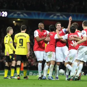 Arsenal's Unforgettable Victory: Robin van Persie's Double Strikes Borussia Dortmund in the Champions League