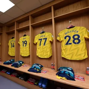 Arsenal's Pre-Match Huddle Print