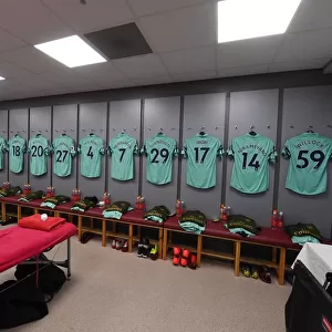 Arsenal's United Front: Pre-Match Huddle Before Burnley Clash, Premier League 2018-19