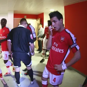 Arsenal's Unstoppable Duo: Manuel Almunia and Cesc Fabregas Shine in 2-0 Victory over Manchester City