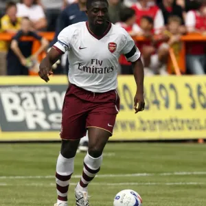 Arsenal's Unstoppable Pre-Season Form: Kolo Toure Shines in 2-0 Victory over Barnet (14/7/07) Arsenal's Unstoppable Pre-Season Form: Kolo Toure Shines in 2-0 Victory over Barnet (14/7/07)