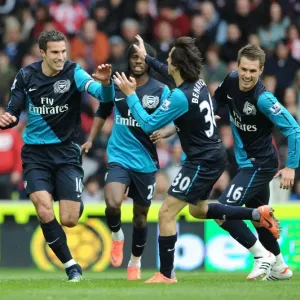 Arsenal's Van Persie, Gervinho, Ramsey, and Benayoun Celebrate Goal Against Stoke City (2011-12)