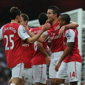 Arsenal's Van Persie Scores First Goal vs. West Bromwich Albion (2011-12)