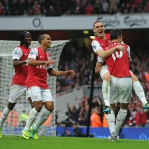 Arsenal's Vermaelen, Van Persie, Gervinho, and Walcott Celebrate Goals Against West Bromwich Albion (2011-12)
