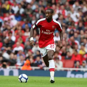 Arsenal's Victory Over Atletico Madrid: Johan Djourou's Game-Changing Performance (2:1), Emirates Cup 2009 Arsenal's Victory Over Atletico Madrid: Johan Djourou's Game-Changing Performance (2:1), Emirates Cup 2009