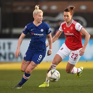 Arsenal's Viktoria Schnaderbeck Holds Off Chelsea's Bethany England in WSL Showdown