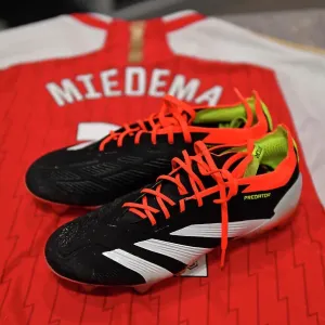 Arsenal's Vivianne Miedema Debuts New Adidas Boots Against Everton Women in Barclays WSL