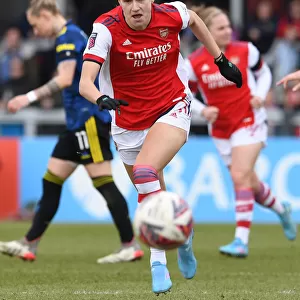Arsenal's Vivianne Miedema Shines in FA WSL Clash Against Manchester United