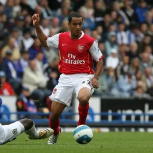 Arsenal's Walcott and Samba in Action: 1-1 Stalemate at Blackburn, 2007