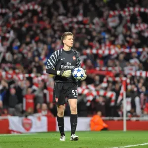 Arsenal's Wojciech Szczesny Shocks Barcelona: A Historic 2-1 UEFA Champions League Victory Arsenal's Wojciech Szczesny Shocks Barcelona: A Historic 2-1 UEFA Champions League Victory