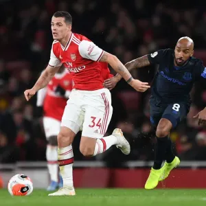 Arsenal's Xhaka Clashes with Everton's Delph in Premier League Showdown Arsenal's Xhaka Clashes with Everton's Delph in Premier League Showdown