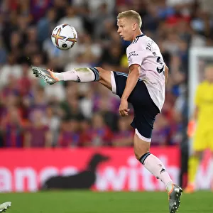 Arsenal's Zinchenko in Action: Crystal Palace vs. Arsenal, Premier League 2022-23