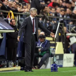Arsene Wenger and the 1:1 Battle: Arsenal vs. Villarreal, UEFA Champions League Quarterfinal (1st Leg)
