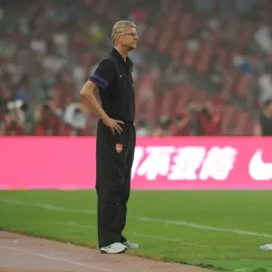 Arsene Wenger and Arsenal Face Manchester City in Beijing Pre-Season Clash (2012) Arsene Wenger and Arsenal Face Manchester City in Beijing Pre-Season Clash (2012)