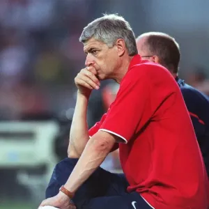 Arsene Wenger and Arsenal Fall to SV Mattersburg in Pre-Season Friendly (25/7/06)