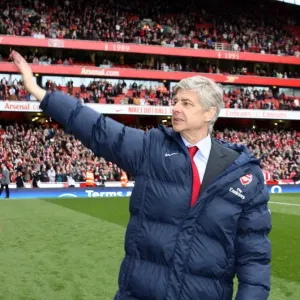 Arsene Wenger the Arsenal Manager. Arsenal 4: 0 Fulham. Barclays Premier League Arsene Wenger the Arsenal Manager. Arsenal 4: 0 Fulham. Barclays Premier League