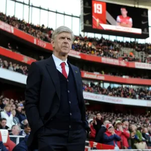 Arsene Wenger: Arsenal Manager Before Arsenal vs Sunderland, 2013-14 Arsene Wenger: Arsenal Manager Before Arsenal vs Sunderland, 2013-14