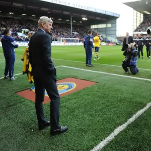 Arsene Wenger the Arsenal Manager. Burnley 0: 1 Arsenal. Barclays Premier League. Turf Moor Arsene Wenger the Arsenal Manager. Burnley 0: 1 Arsenal. Barclays Premier League. Turf Moor