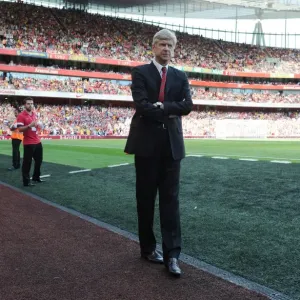 Arsene Wenger: Arsenal Manager Before Emirates Cup Match vs Galatasaray (2013)