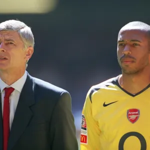 Arsene Wenger the Arsenal manager and Thirry Henry (Arsenal)