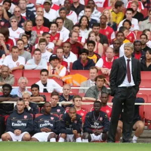 Arsene Wenger and Arsenal Suffer 0:1 Defeat Against Juventus at Emirates Cup, 2008