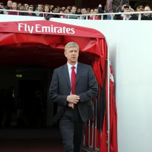 Arsene Wenger and Arsenal's 3:1 Victory over Stoke City (2011-12) - Barclays Premier League, Emirates Stadium