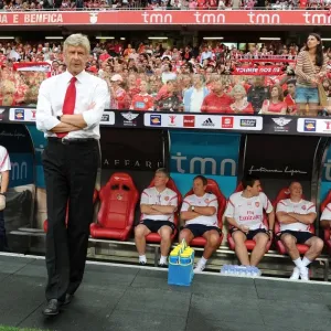 Arsene Wenger at Benfica: Arsenal's 2011 Pre-Season Clash in Lisbon Arsene Wenger at Benfica: Arsenal's 2011 Pre-Season Clash in Lisbon