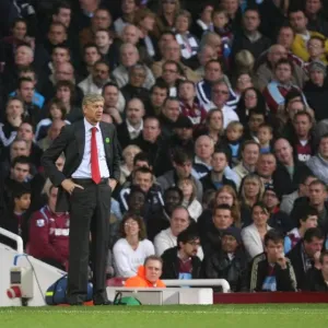 Arsene Wenger at the Boleyn Ground: A 1:1 Battle Against West Ham, Premier League, 2009 Arsene Wenger at the Boleyn Ground: A 1:1 Battle Against West Ham, Premier League, 2009