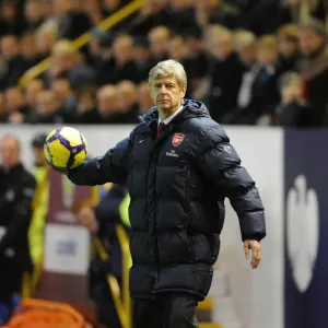 Arsene Wenger at Burnley: 1-1 Stalemate in Arsenal's Barclays Premier League Journey (December 2009) Arsene Wenger at Burnley: 1-1 Stalemate in Arsenal's Barclays Premier League Journey (December 2009)
