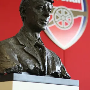 The Arsene Wenger bust