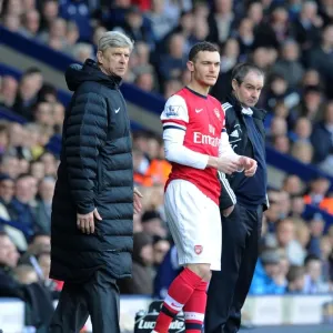 Arsene Wenger Calls on Thomas Vermaelen: West Bromwich Albion vs Arsenal, Premier League 2012-13 Arsene Wenger Calls on Thomas Vermaelen: West Bromwich Albion vs Arsenal, Premier League 2012-13
