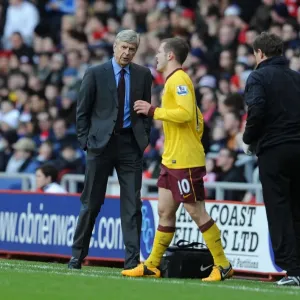 Arsene Wenger Checks on Jack Wilshere: Sunderland vs Arsenal, 2013