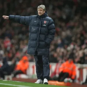 Arsene Wenger: Disappointment at Arsenal's 0:3 Loss to Chelsea, Barclays Premier League (2009) Arsene Wenger: Disappointment at Arsenal's 0:3 Loss to Chelsea, Barclays Premier League (2009)
