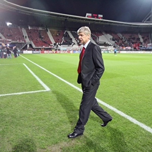 Arsene Wenger at DSB Stadium: A 1-1 Battle with AZ Alkmaar in the UEFA Champions League, October 2009