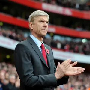 Arsene Wenger at Emirates Stadium: Arsenal Manager vs Fulham (2012-13)